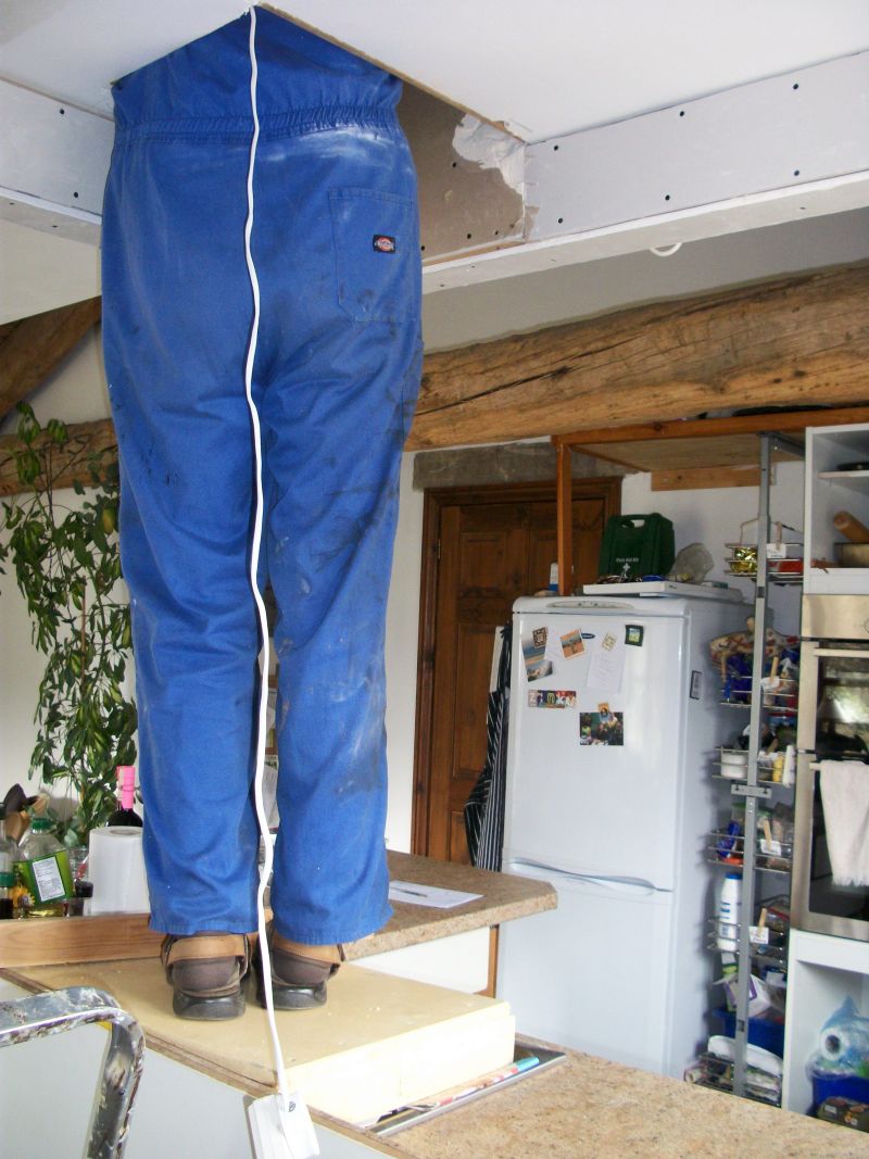 D doing extractor.JPG